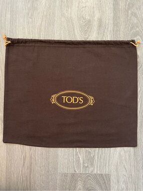 Tod’s dust bag (C362)